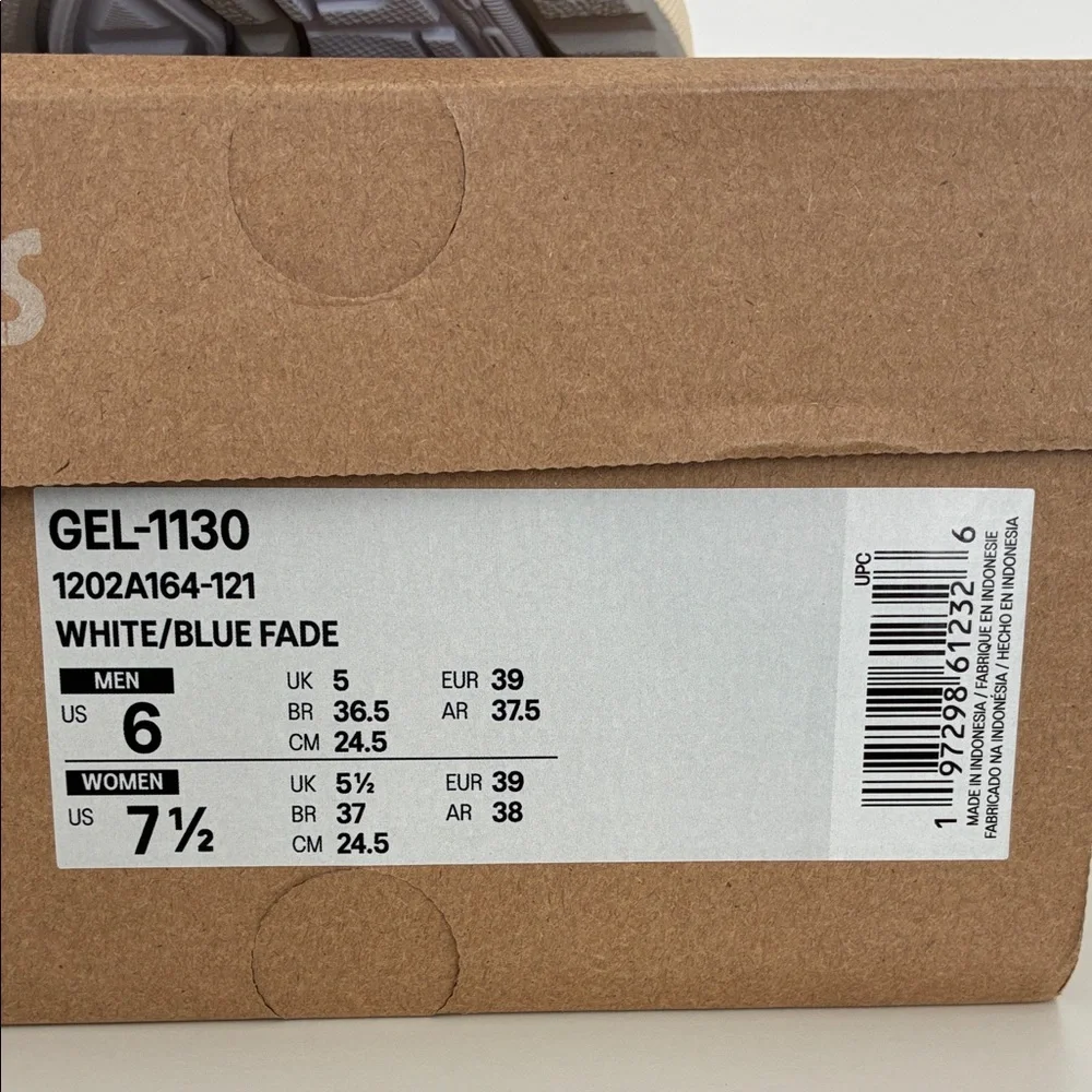 ASICS MEN White and Gray Athletic Shoes - Picture 2 of 6